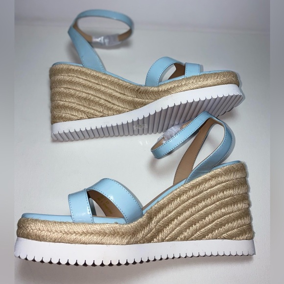 Stuart Weitzman NWOT Catalina Light Blue Espadrille Wedge Patent Leather Sandals - Picture 3 of 11